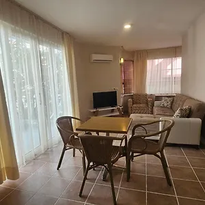 Apart Otel Selenya