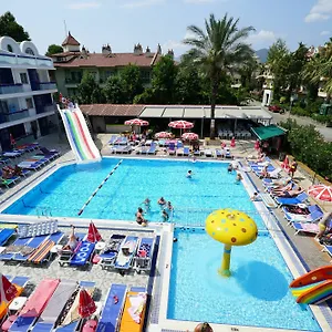 Otel Exelsior Junior